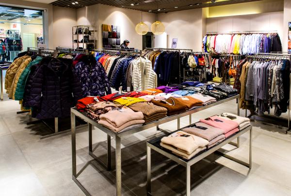 Outlet Space